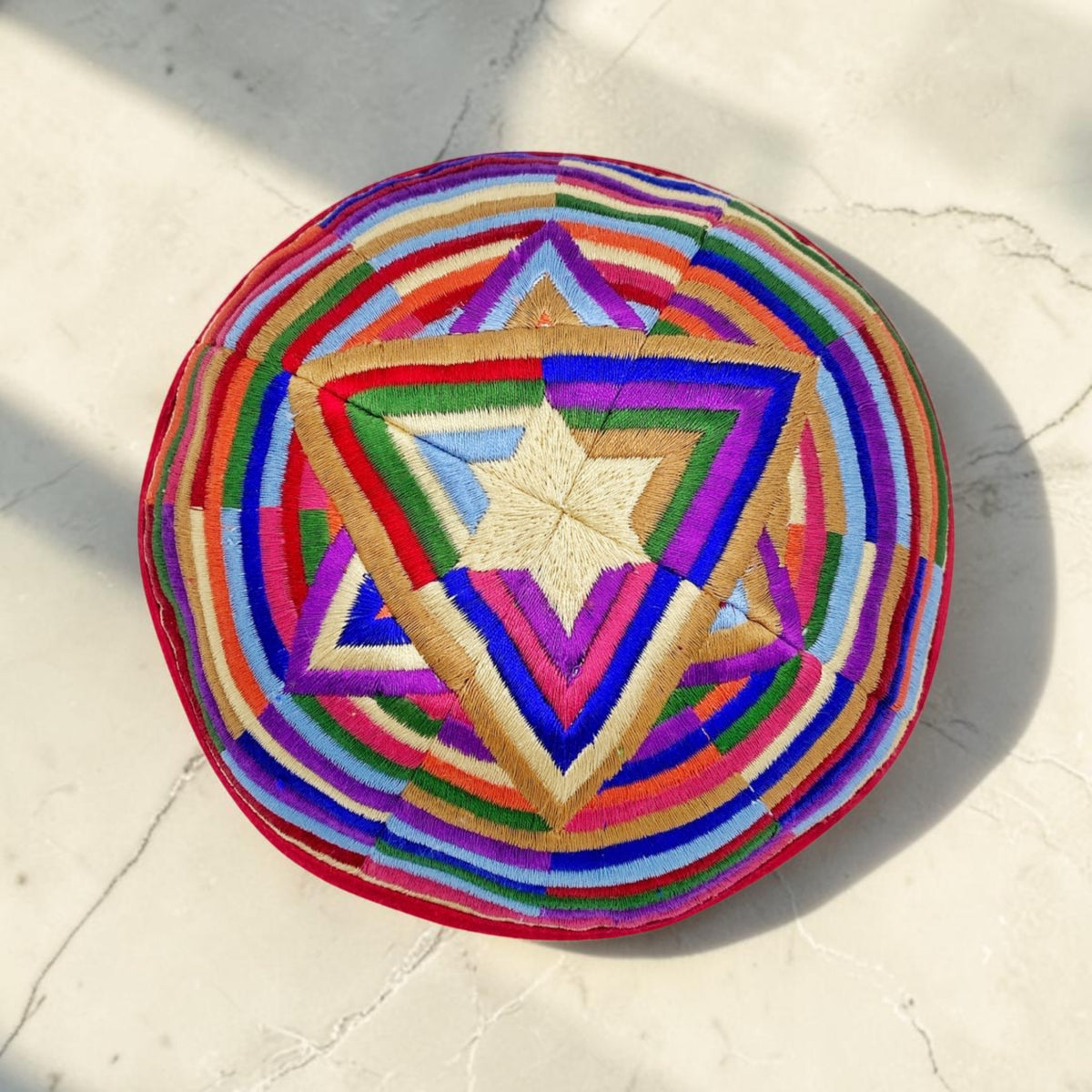 Kippa brodée étoile de David colorée 17cm