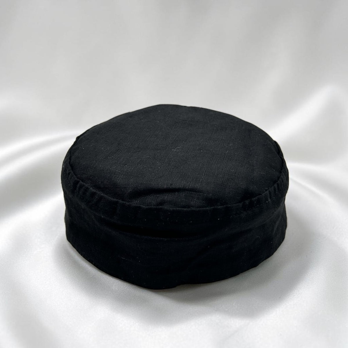 Noir & Blanc | Une kippa, quatre styles uniques