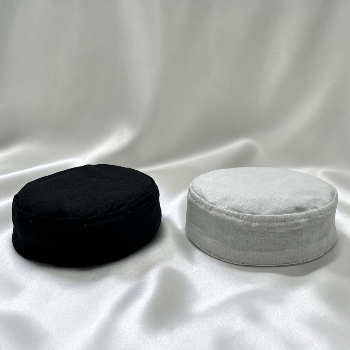 Noir & Blanc | Une kippa, quatre styles uniques