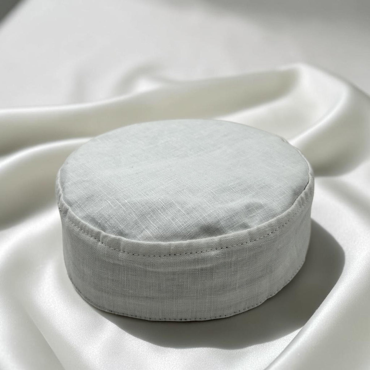 Noir & Blanc | Une kippa, quatre styles uniques