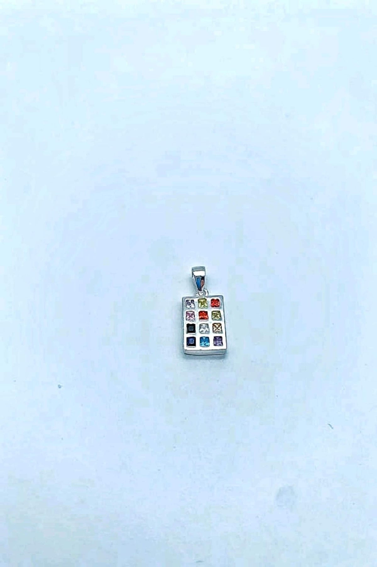 Collier en argent avec cristaux du Hoshen des 12 tribus