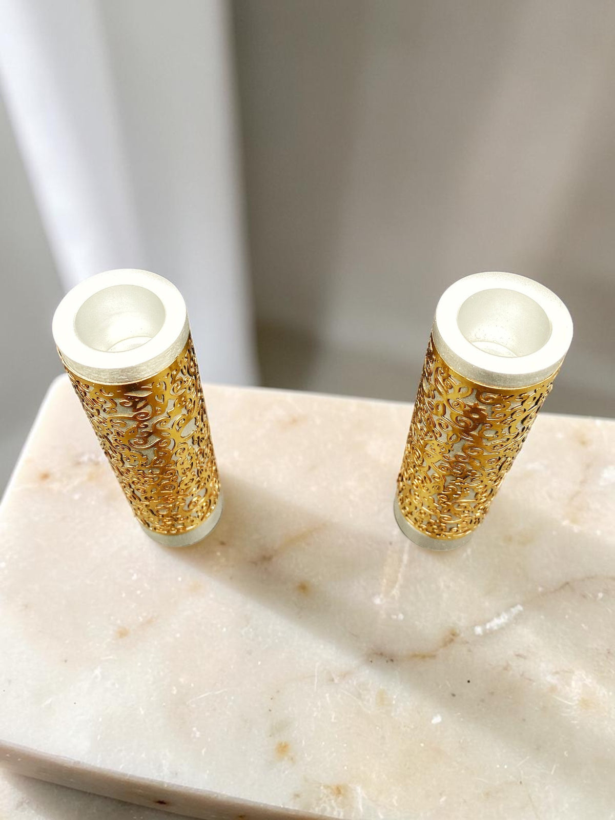 Bougeoirs de Shabbat ronds dorés | Pamot en acier inoxydable et laiton
