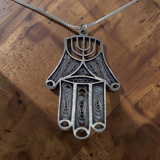 שרשרת חמסה מנורה מכסף סטרלינג