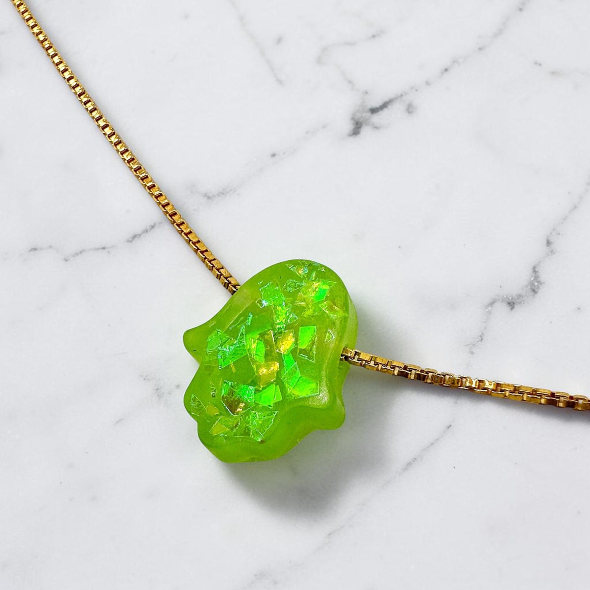 Collier Hamsa imitation opale