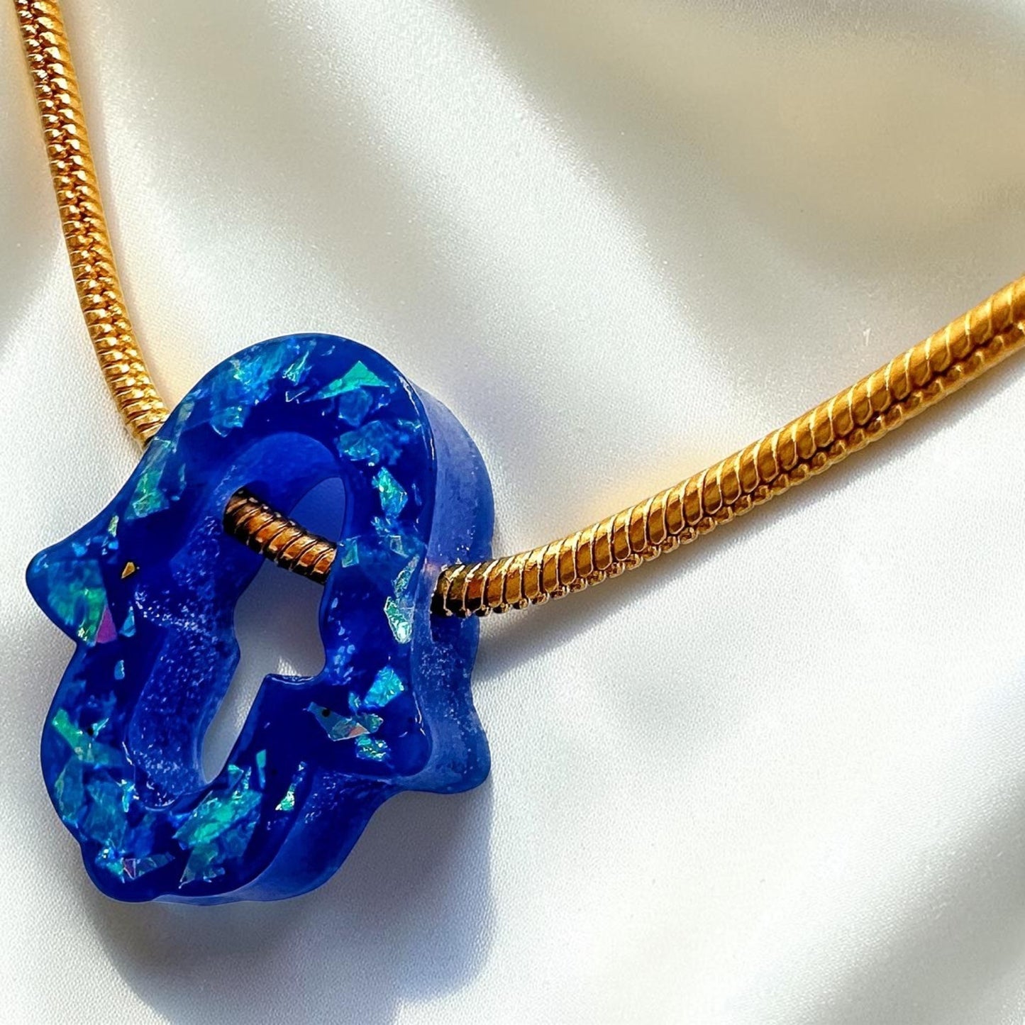 Opal Imitation Hollow Hamsa Necklace