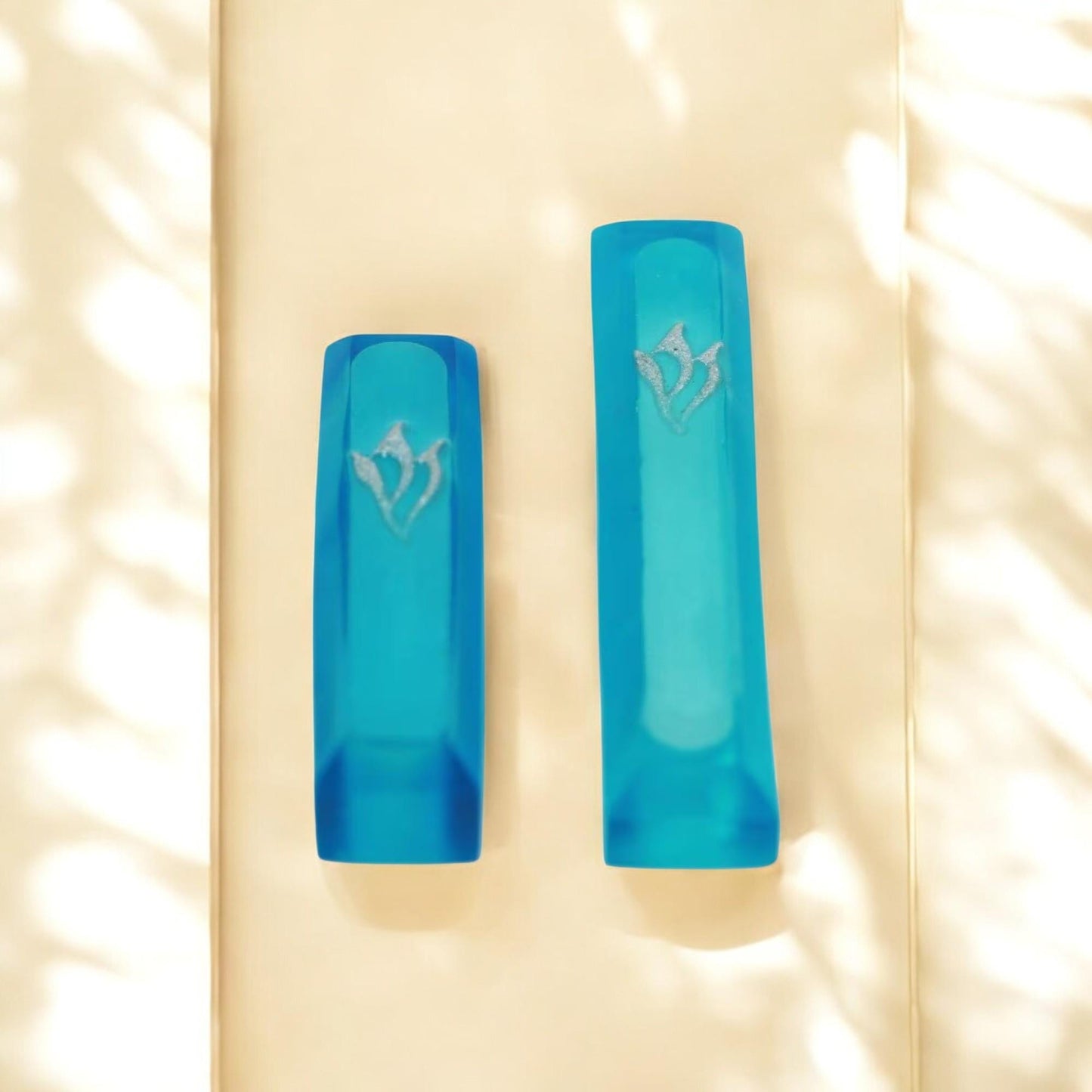 Handmade Resin Mezuzah Case: Colorful Jewish Door Decor