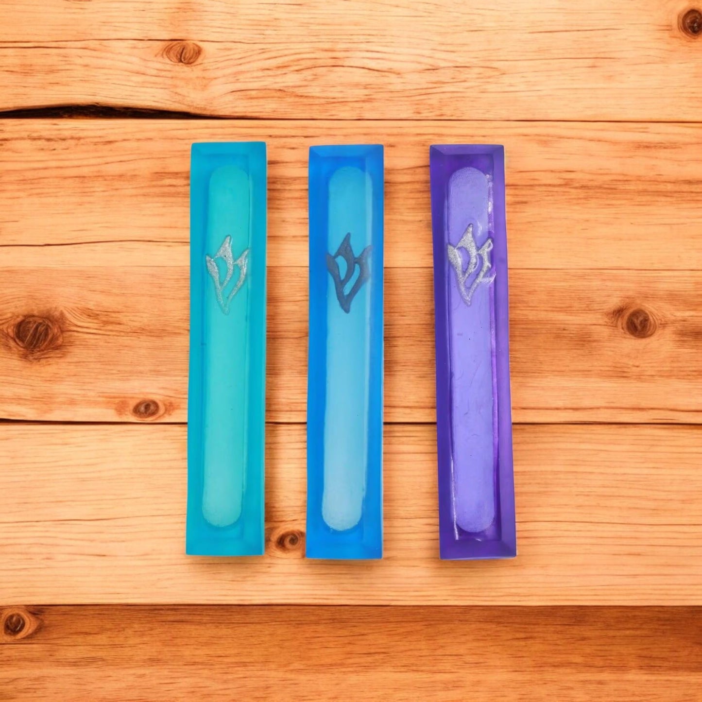 Handmade Resin Mezuzah Case: Colorful Jewish Door Decor