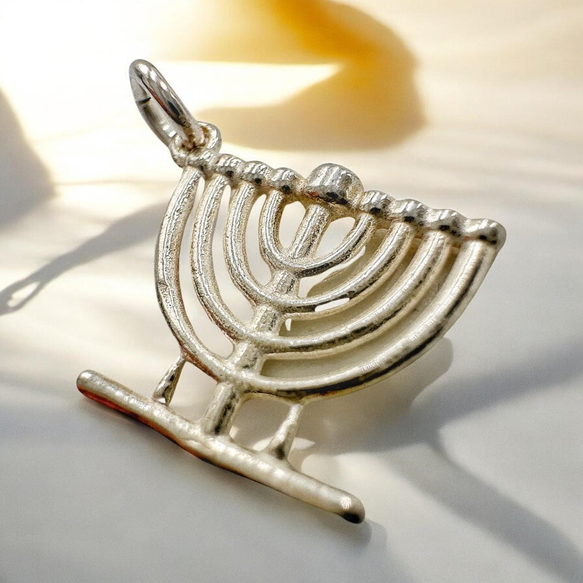 Collier pendentif Menorah en argent sterling/or rempli