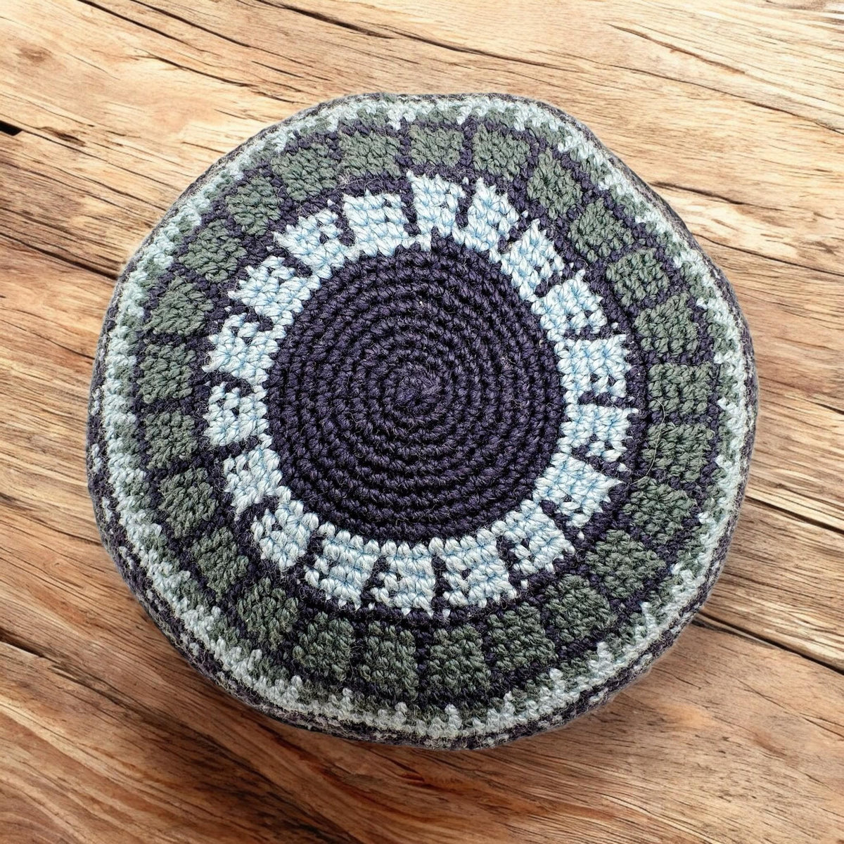 Kippa en coton tricoté fait main à motifs de 16 cm et 20 cm