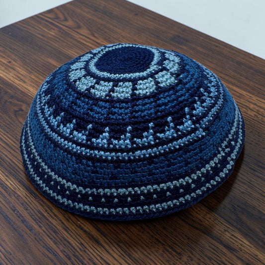Kippa en coton bleu tricotée 16 cm et 18 cm