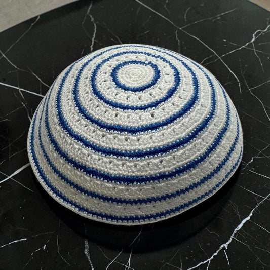 Kippa en coton tricoté, cercle blanc et bleu de 17 cm