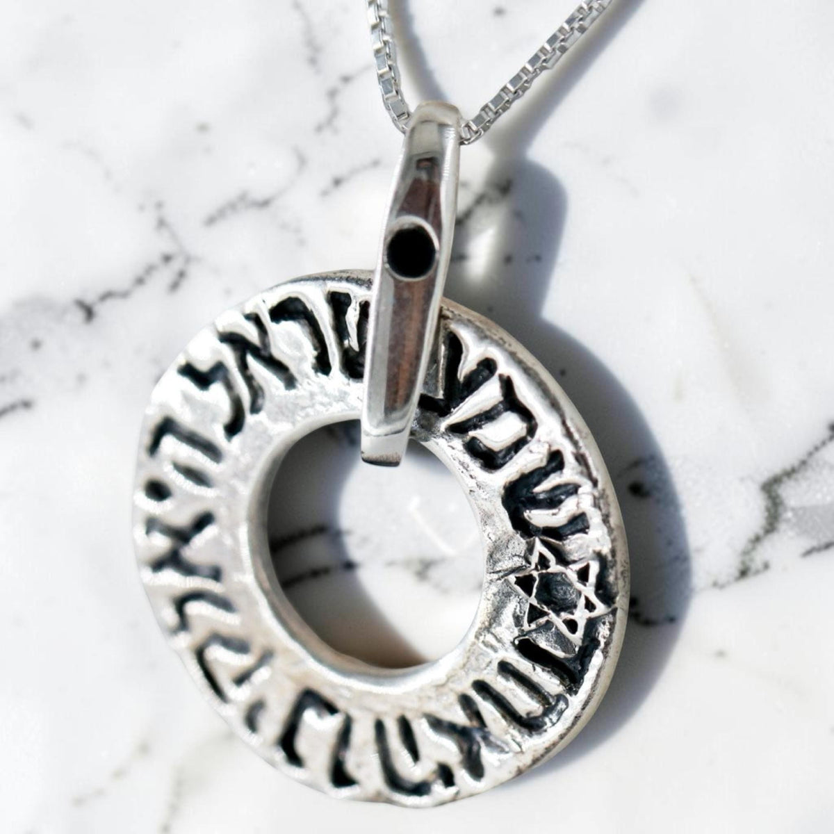 Collier bague étoile de David Shema