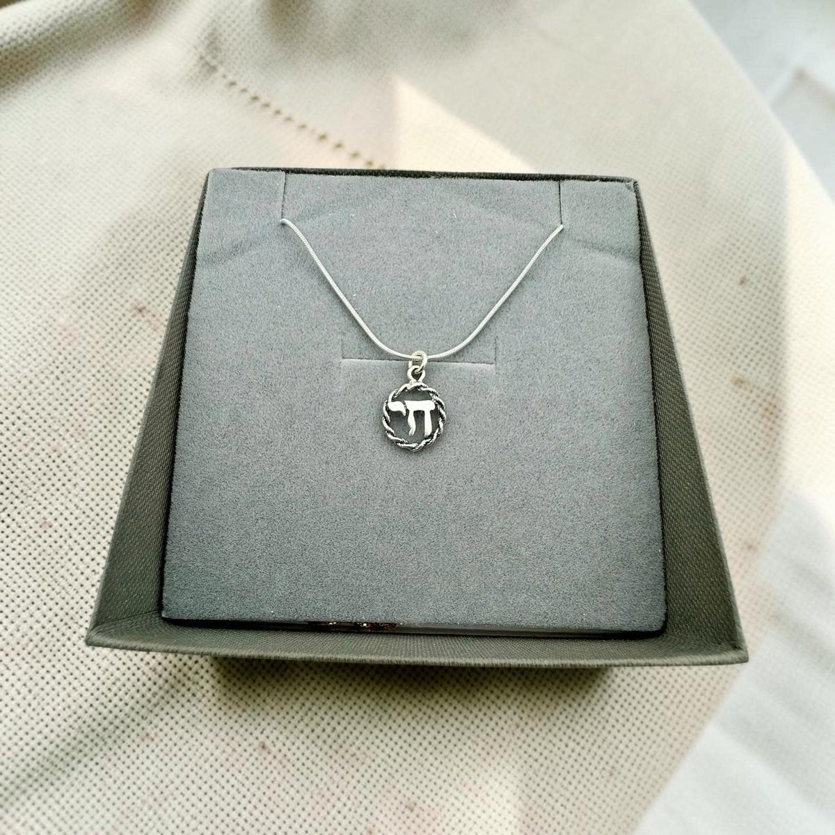 Collier Chai en argent sterling
