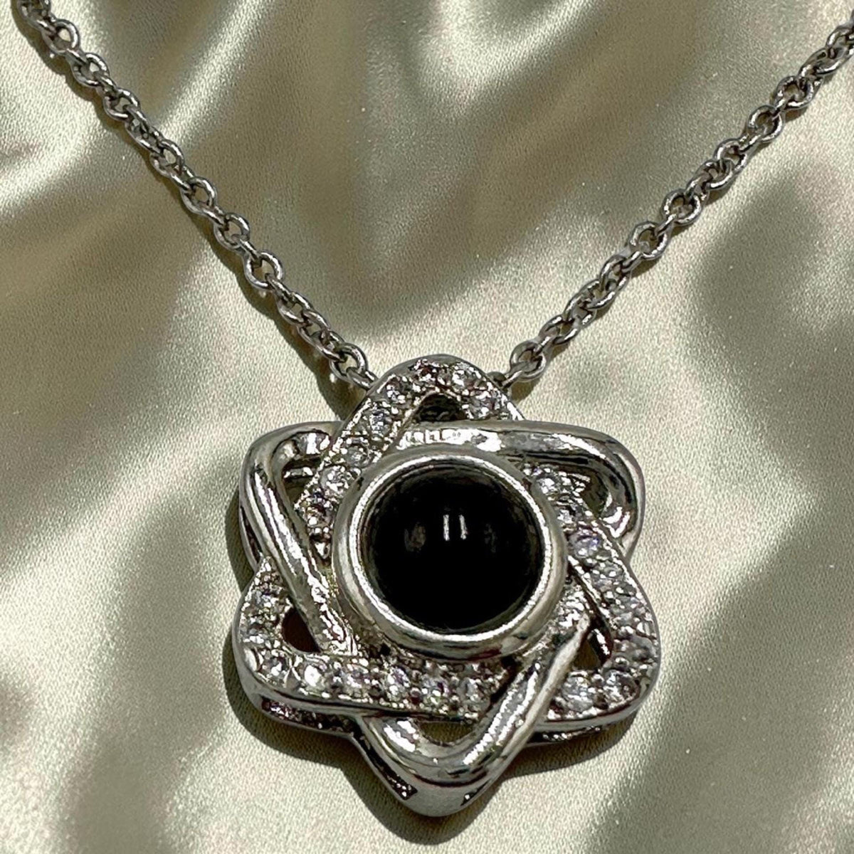 Collier étoile de David en argent sterling et zircon