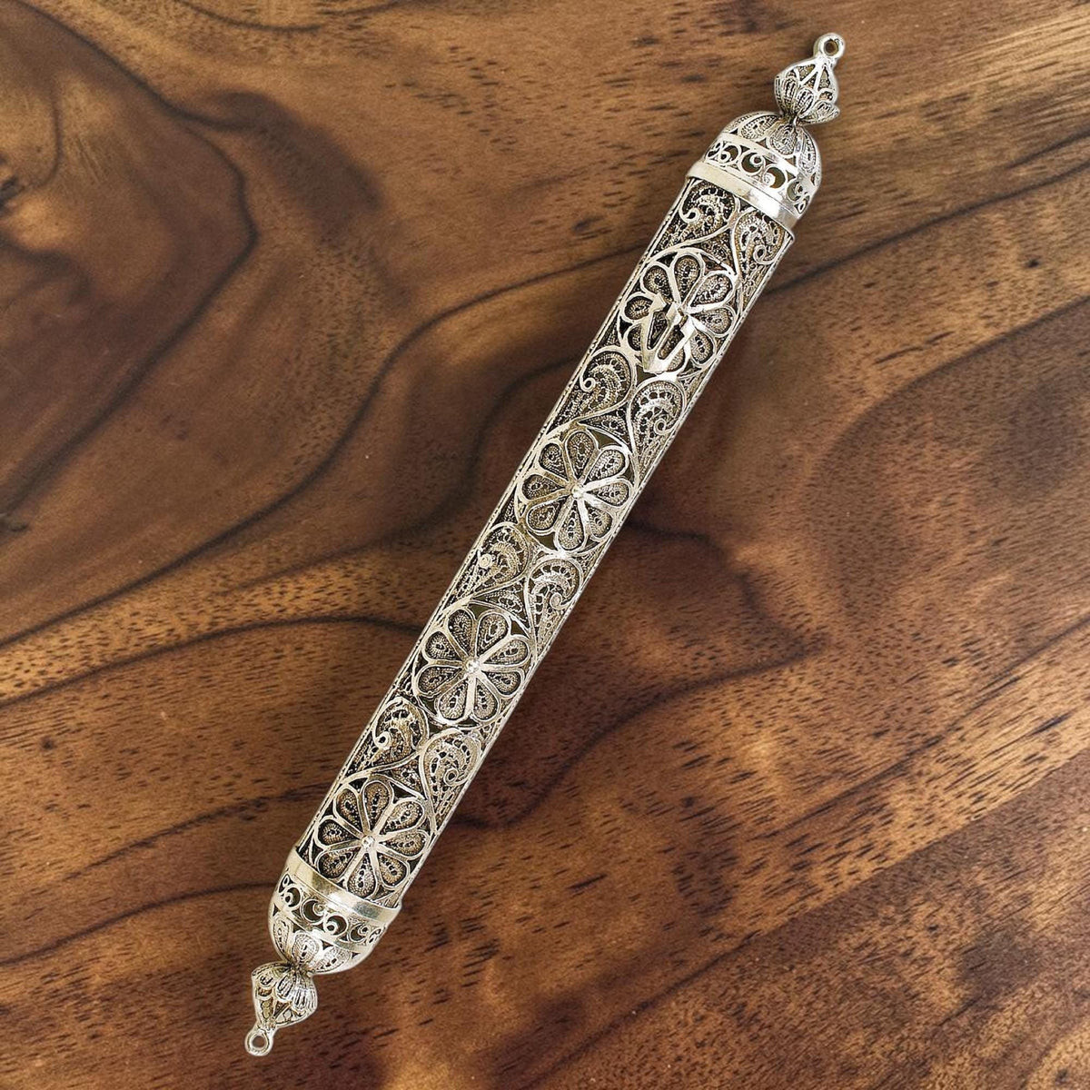 Étui à Mezouzah à motif floral en argent sterling