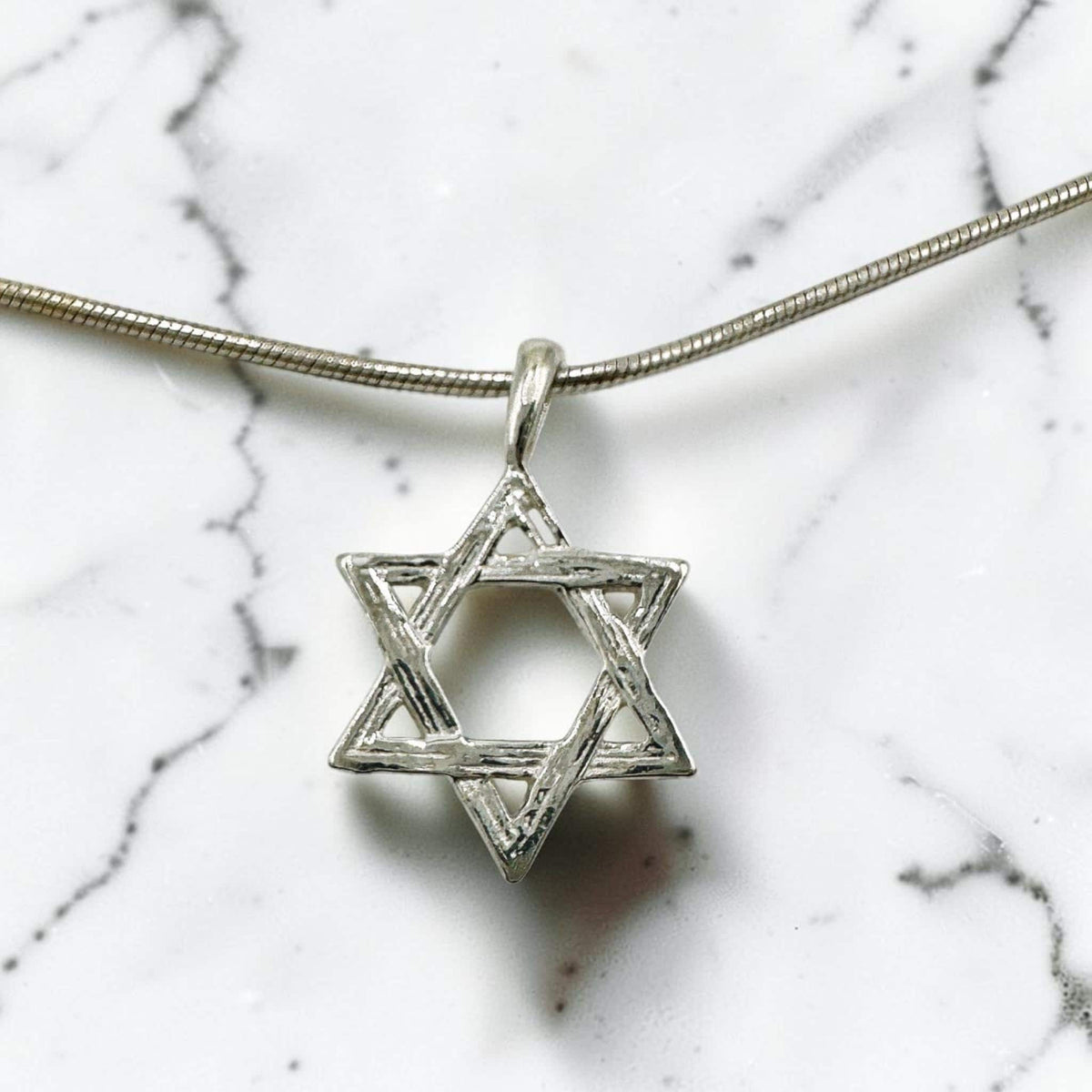 Collier étoile de David en argent sterling