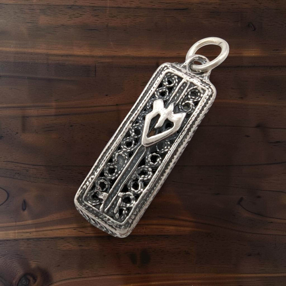 Collier pendentif mezouzah en argent sterling