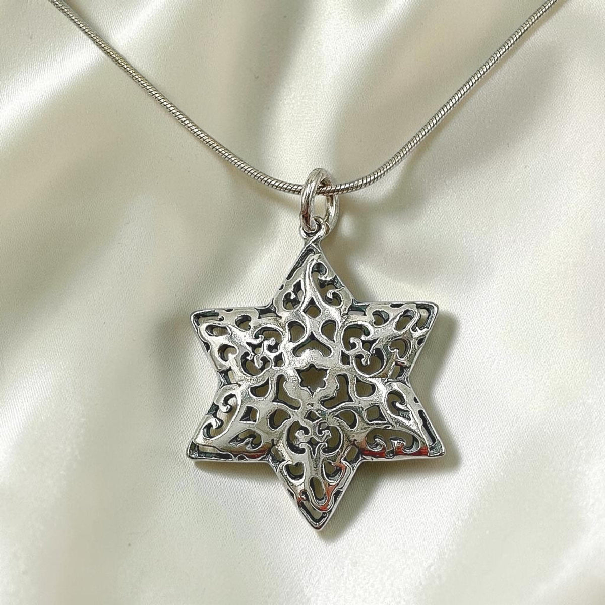 Collier étoile de David en argent sterling