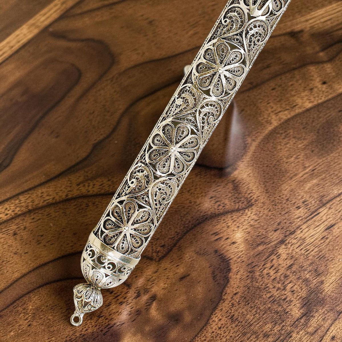 Étui à Mezouzah à motif floral en argent sterling